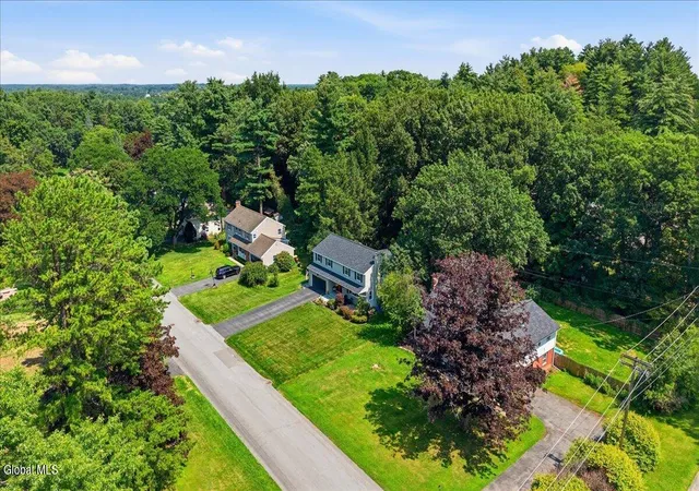 43rd image of 1354 Rowe Rd, Schenectady, NY 12309 | MLS# 202623952