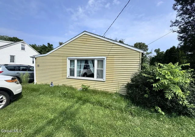 4th image of 33 Bridge St, Selkirk, NY 12158 | MLS# 202623682