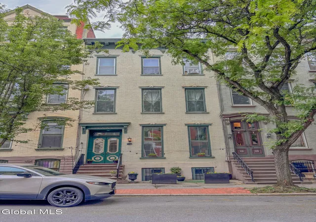 32nd image of 149 Lancaster St #1, Albany, NY 12210 | MLS# 202623675