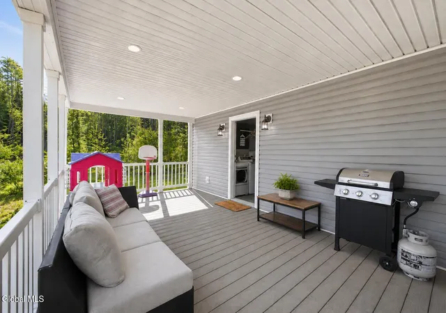 Photo 3 of Single family home for sale at 1397 Us Route 9, Schroon, NY 12870 | MLS# 202623695 | Listing updated on 2026-09-18