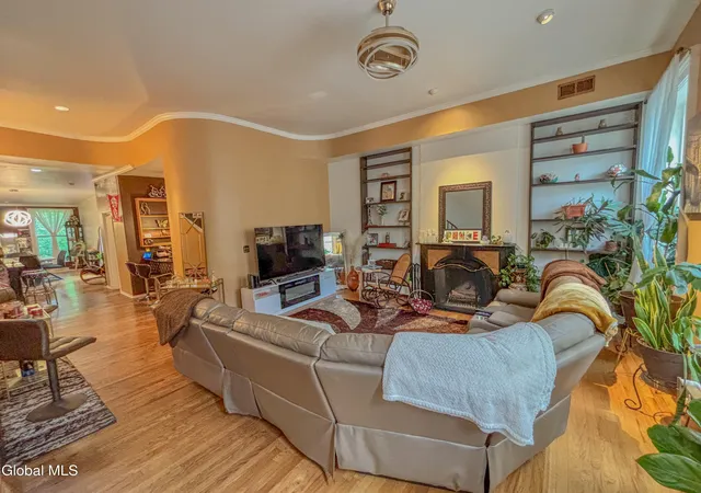 2nd image of 149 Lancaster St #2, Albany, NY 12210 | MLS# 202623676
