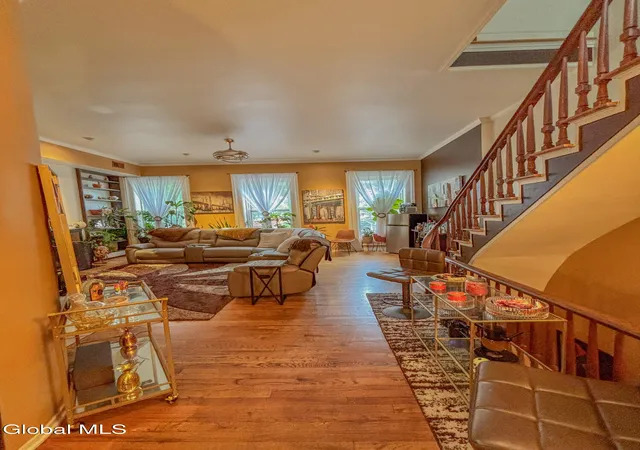 Photo 4 of Sale Pending at 149 Lancaster St #2, Albany, NY 12210 | MLS# 202623676 | Listing updated on 2026-09-24