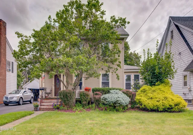 3rd image of 10 East Blvd, Gloversville, NY 12078 | MLS# 202623743