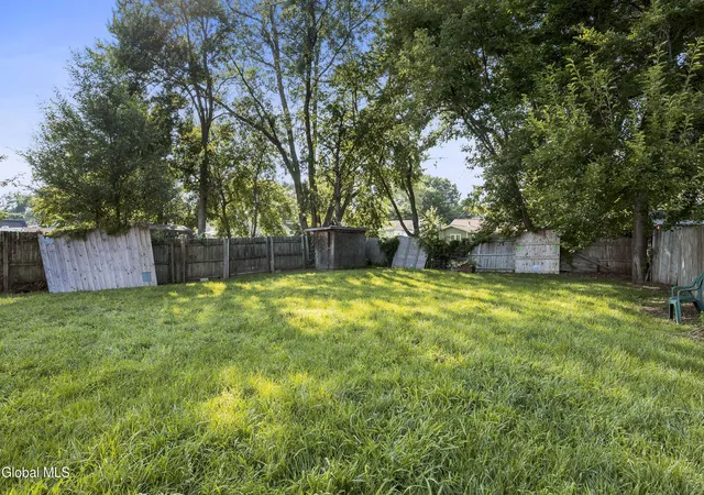18th image of 309 Manchester Rd, Schenectady, NY 12304 | MLS# 202624383