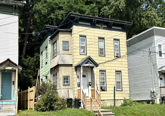1st image of 22 Van Derveer St, Amsterdam, NY 12010 | MLS# 202623718