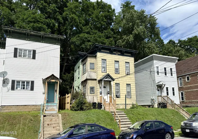 2nd image of 22 Van Derveer St, Amsterdam, NY 12010 | MLS# 202623718