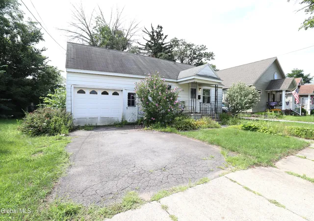 34th image of 2116 Neil St, Schenectady, NY 12306 | MLS# 202623750