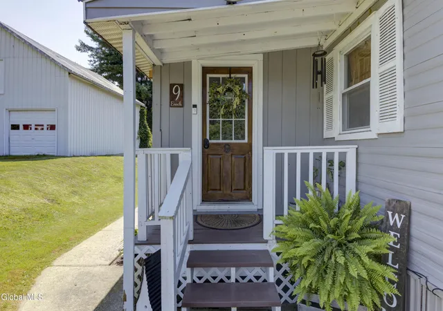 Photo 3 of Single family home for sale at 9 Enoch St, Nelliston, NY 13410 | MLS# 202624117 | Listing updated on 2026-10-07