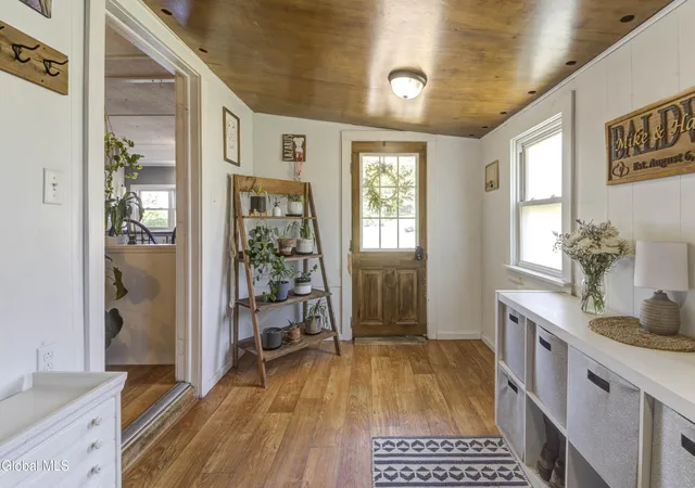 Photo 4 of Single family home for sale at 9 Enoch St, Nelliston, NY 13410 | MLS# 202624117 | Listing updated on 2026-10-07