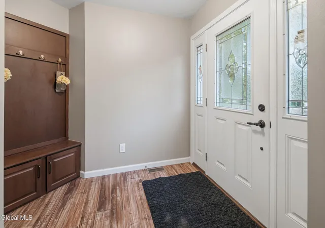 Photo 3 of Single family home for sale at 150 Memory Ln, Esperance, NY 12066 | MLS# 202624020 | Listing updated on 2026-09-17