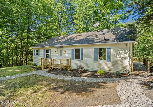 3rd image of 1140 Vly Summit Rd, Greenwich, NY 12834 | MLS# 202623986