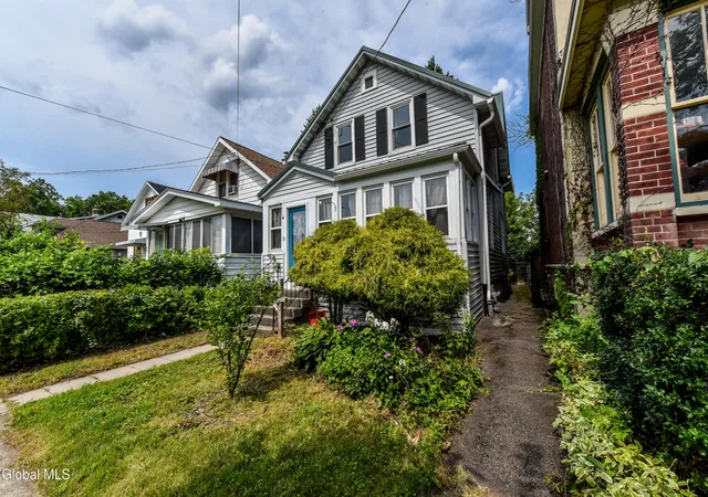 46th image of 19 Albion Ave, Albany, NY 12209 | MLS# 202623965