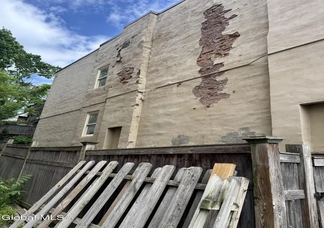 18th image of 341 345 Clinton Ave, Albany, NY 12206 | MLS# 202623775