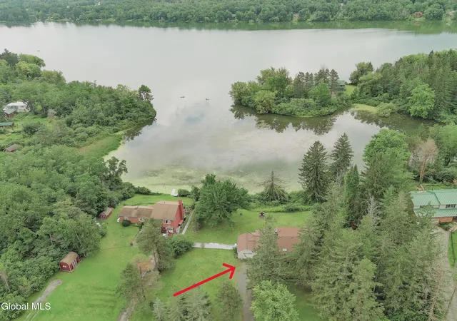 Photo 3 of Single family home for sale at 211 W Duane Lake Rd, Duanesburg, NY 12056 | MLS# 202623896 | Listing updated on 2026-10-01