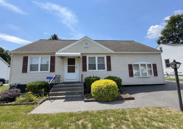 1st image of 1205 Highbridge Rd, Schenectady, NY 12303 | MLS# 202623904