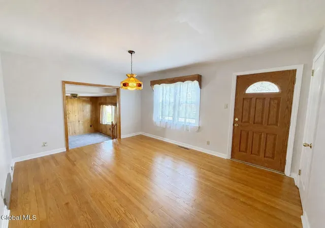 5th image of 1205 Highbridge Rd, Schenectady, NY 12303 | MLS# 202623904