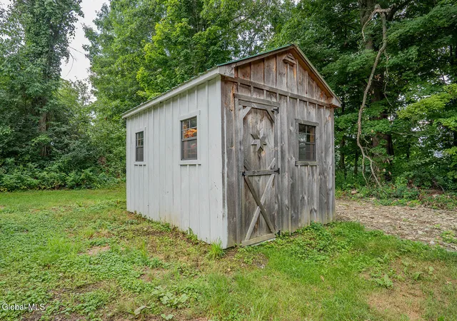 5th image of 127 Lincoln Hill Rd, Eagle Bridge, NY 12057 | MLS# 202624213