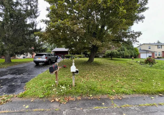 1st image of 24 Harper Dr, Pittsford, NY 14534 | MLS# 202623985