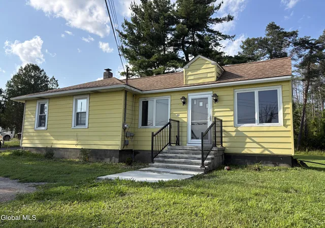 1st image of 32 Stone Rd, Voorheesville, NY 12186 | MLS# 202623863