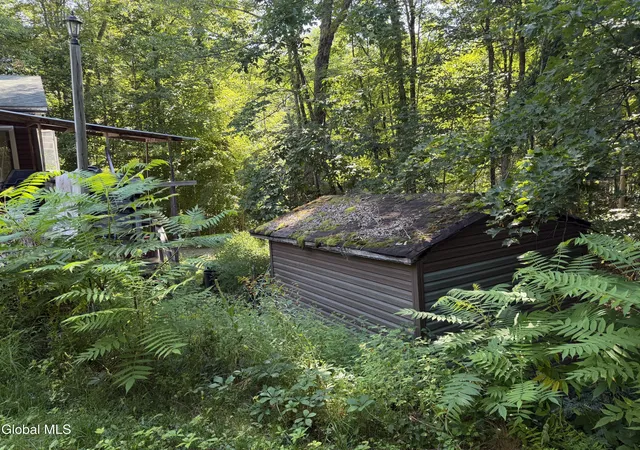 Photo 3 of Single family home for sale at 239 Fraternaland Rd, Paradox, NY 12858 | MLS# 202623909 | Listing updated on 2026-08-16