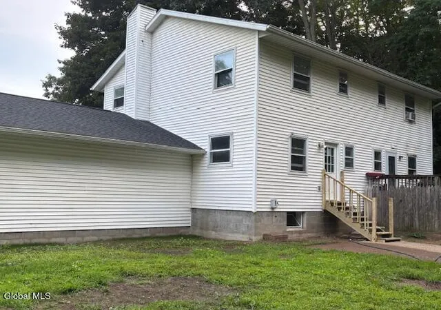 2nd image of 162 Putnam Rd, Schenectady, NY 12306 | MLS# 202623957