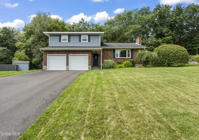 1st image of 7 Stutz Ave, Latham, NY 12110 | MLS# 202623996