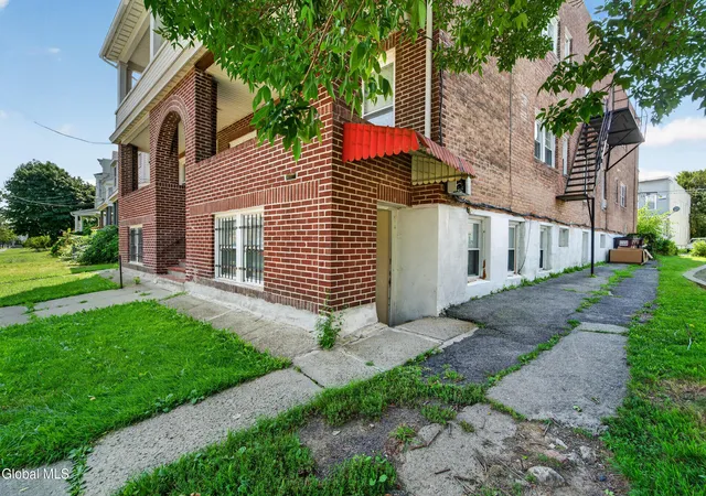5th image of 328 Western Ave, Albany, NY 12203 | MLS# 202624326