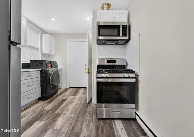 5th image of 299 Quail St, Albany, NY 12208 | MLS# 202624324
