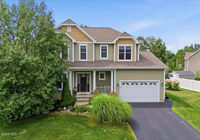 4th image of 37 Walden Cir, Saratoga Springs, NY 12866 | MLS# 202624341