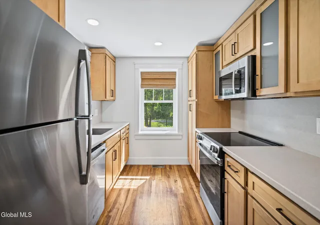 Photo 3 of Single family home for sale at 24 Kaydeross Ave W, Saratoga Springs, NY 12866 | MLS# 202624044 | Listing updated on 2026-09-03