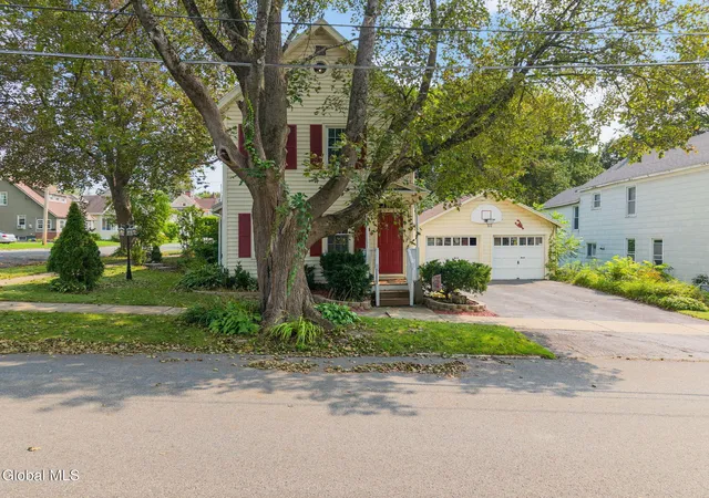 5th image of 20 W Madison Ave, Johnstown, NY 12095 | MLS# 202624021
