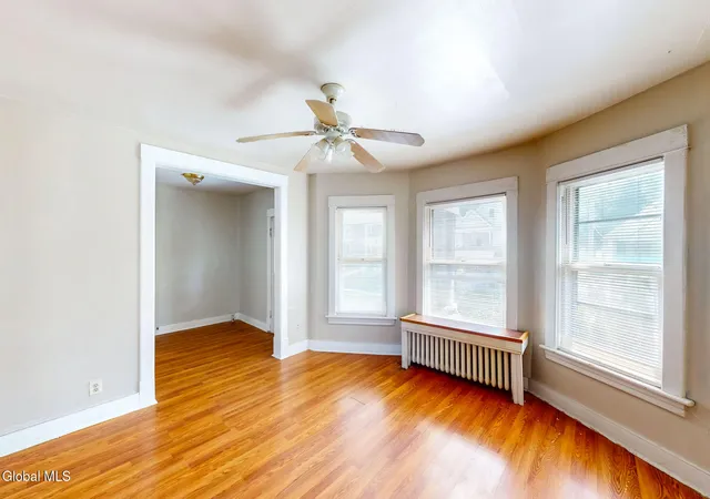 Listing Photo 4 - Condo for sale in building located at 305-307 Furman St, Schenectady, NY 12304