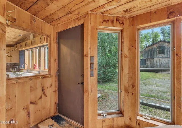 Photo 4 of Single family home for sale at 617 Big Brk Rd, Indian Lake, NY 12842 | MLS# 202624123 | Listing updated on 2026-08-16