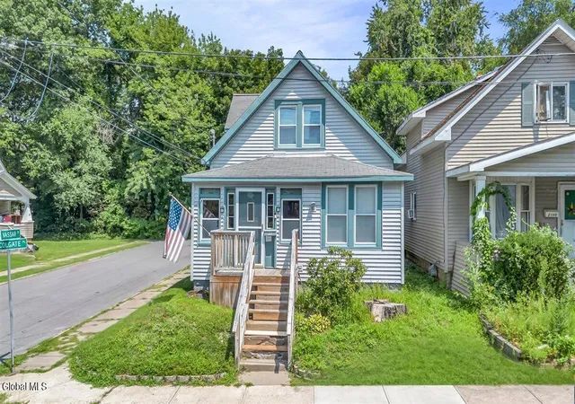 1st image of 2101 Colgate Pl, Schenectady, NY 12304 | MLS# 202624056