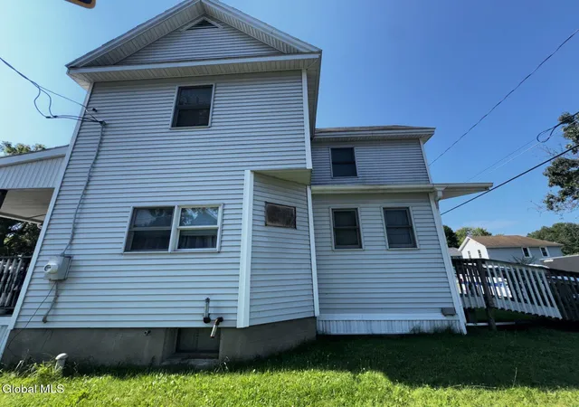 4th image of 25 West St, Mechanicville, NY 12118 | MLS# 202624039