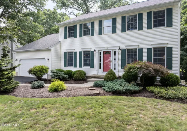 Photo 1 of Sale Pending at 71 Orchardview Dr, Halfmoon, NY 12065 | MLS# 202624293 | Listing updated on 2026-09-15