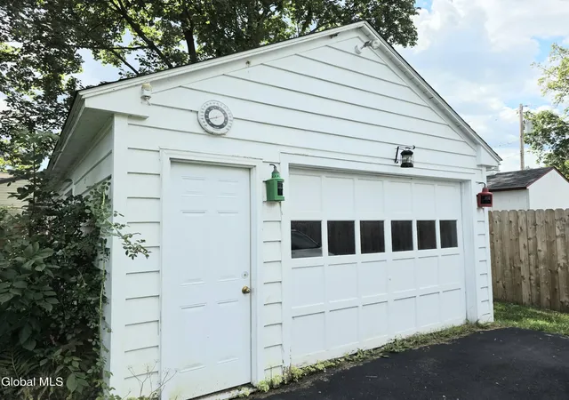 2nd image of 615 Sanders Ave, Schenectady, NY 12302 | MLS# 202624133