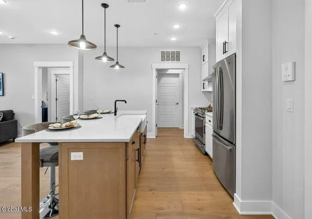 3rd image of 116 West #UNIT 309, Saratoga Springs, NY 12866 | MLS# 202624144