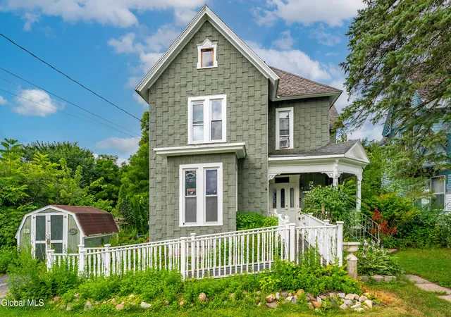 2nd image of 25 Chestnut St, Johnstown, NY 12095 | MLS# 202624151