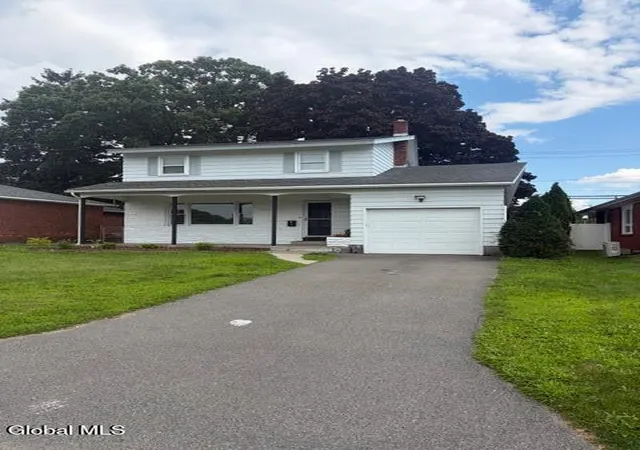 2nd image of 1b Westford St, Albany, NY 12208 | MLS# 202624285