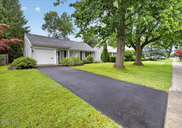 2nd image of 240 Davis Ave, Albany, NY 12208 | MLS# 202624305