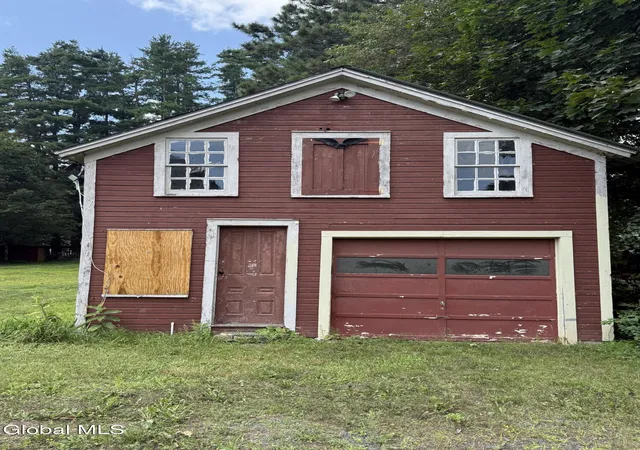27th image of 11 Madison St, Granville, NY 12832 | MLS# 202624161