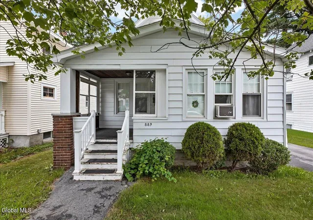 2nd image of 889 Oregon Ave, Schenectady, NY 12309 | MLS# 202624296