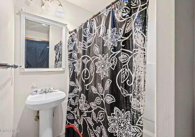 48th image of 22 108th St, Troy, NY 12182 | MLS# 202624315