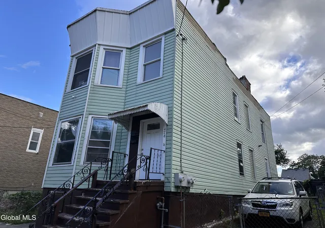 4th image of 476 2Nd St, Albany, NY 12206 | MLS# 202624222