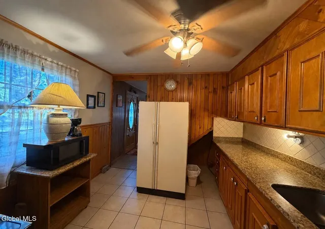 Photo 4 of Sale Pending at 1133 Cushing Ln, Schenectady, NY 12303 | MLS# 202624396 | Listing updated on 2026-09-03