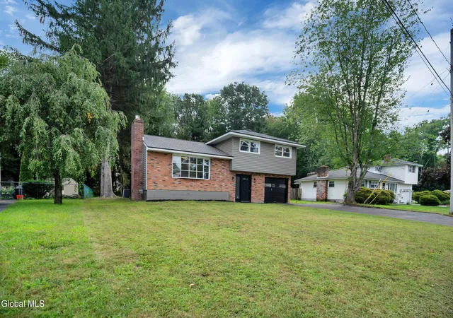 Photo 3 of Single family home for sale at 1032 St Jude Dr, Schenectady, NY 12303 | MLS# 202624353 | Listing updated on 2026-09-03