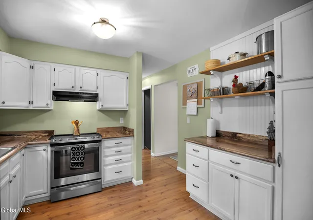 Photo 2 of Sale Pending at 8 Yandell Yard, Gansevoort, NY 12831 | MLS# 202624310 | Listing updated on 2026-09-01