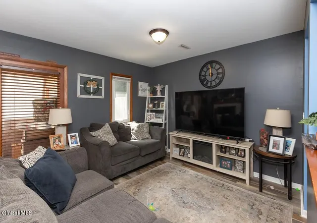 Photo 4 of Townhouse for sale at 24 Brenden Ct, Clifton Park, NY 12065 | MLS# 202624288 | Listing updated on 2026-09-18