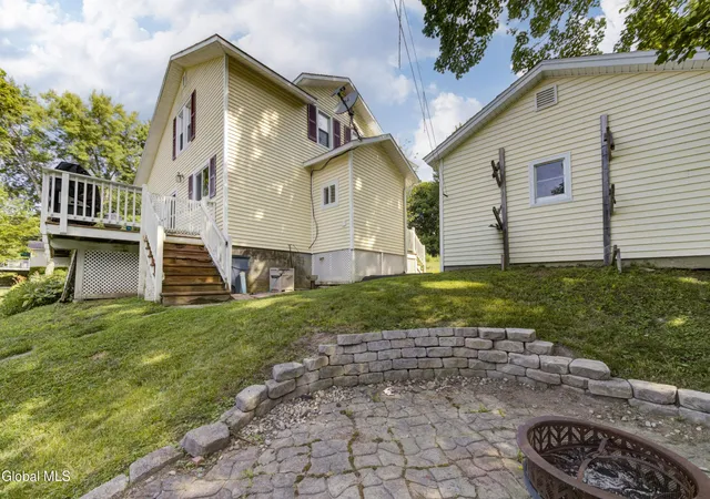4th image of 22 Highland Ave, Fort Johnson, NY 12070 | MLS# 202624309